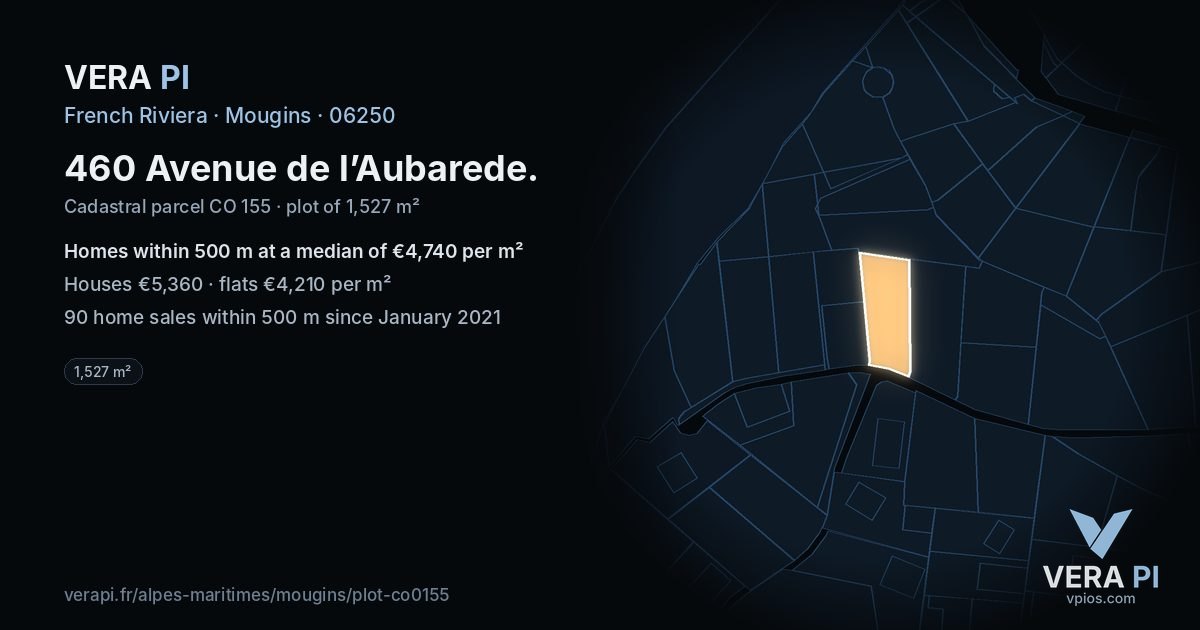 460 Avenue de l’Aubarede, Mougins at night – the plot lit, the parcels around coloured by the prices near them