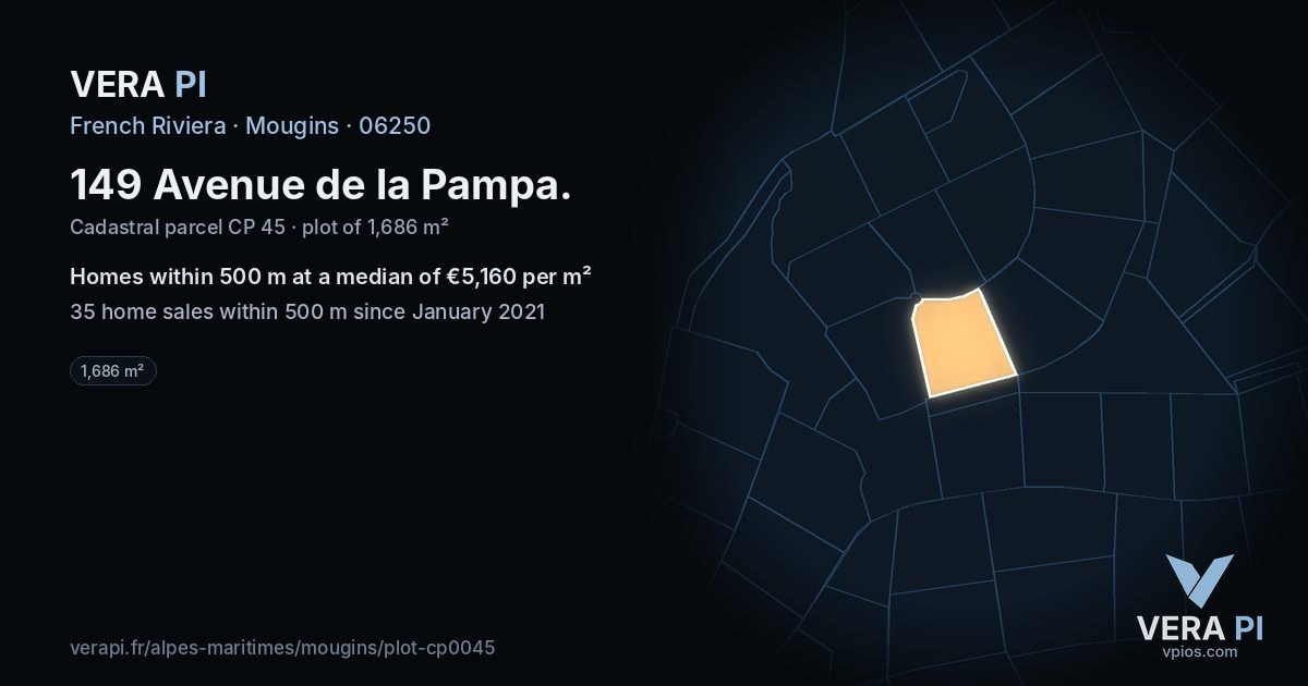 149 Avenue de la Pampa, Mougins at night – the plot lit, the parcels around coloured by the prices near them