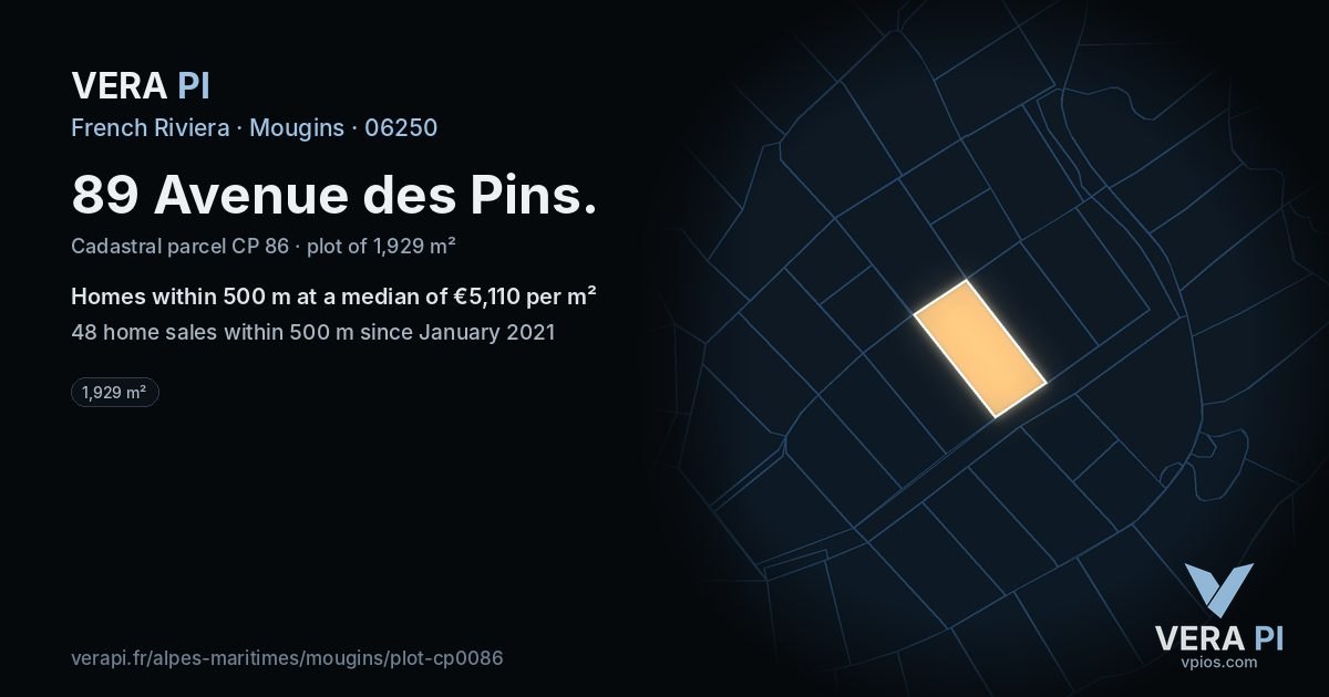 89 Avenue des Pins, Mougins at night – the plot lit, the parcels around coloured by the prices near them