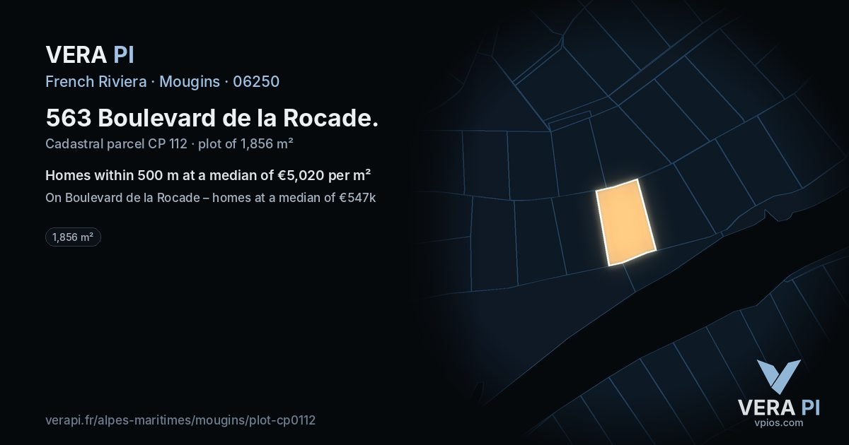 563 Boulevard de la Rocade, Mougins at night – the plot lit, the parcels around coloured by the prices near them