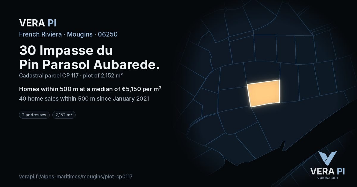 30 Impasse du Pin Parasol Aubarede, Mougins at night – the plot lit, the parcels around coloured by the prices near them