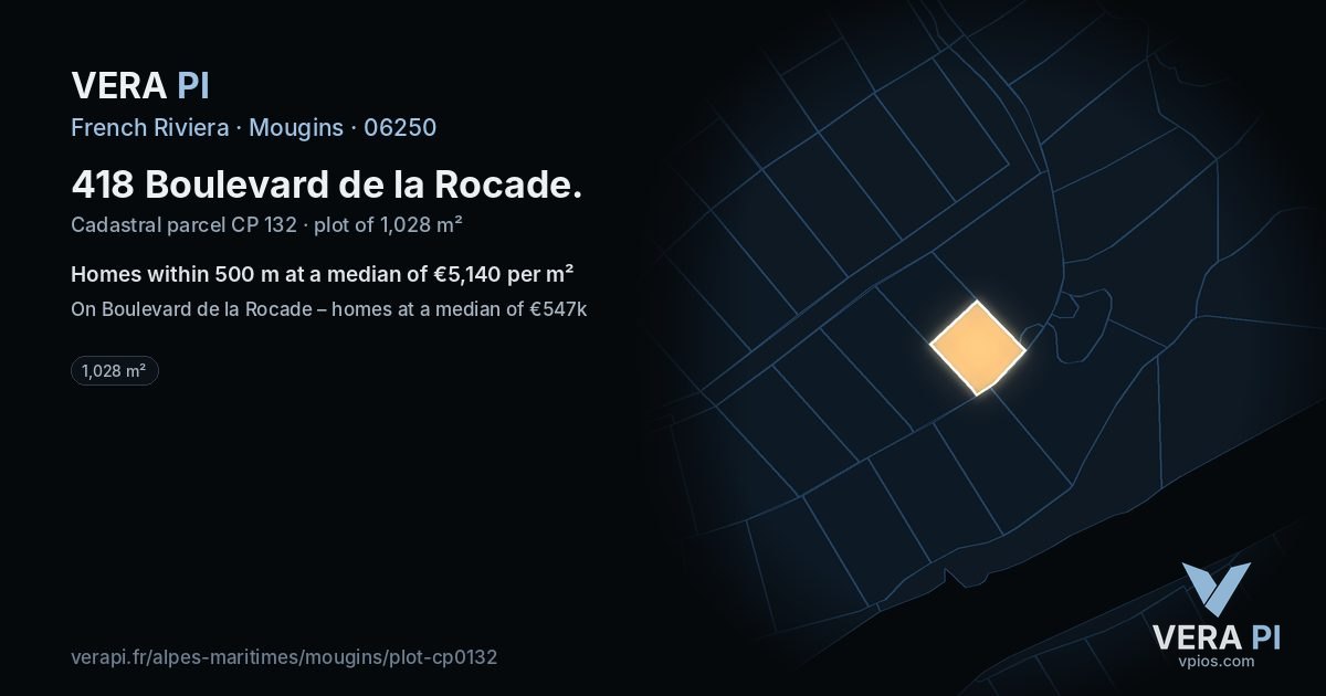 418 Boulevard de la Rocade, Mougins at night – the plot lit, the parcels around coloured by the prices near them