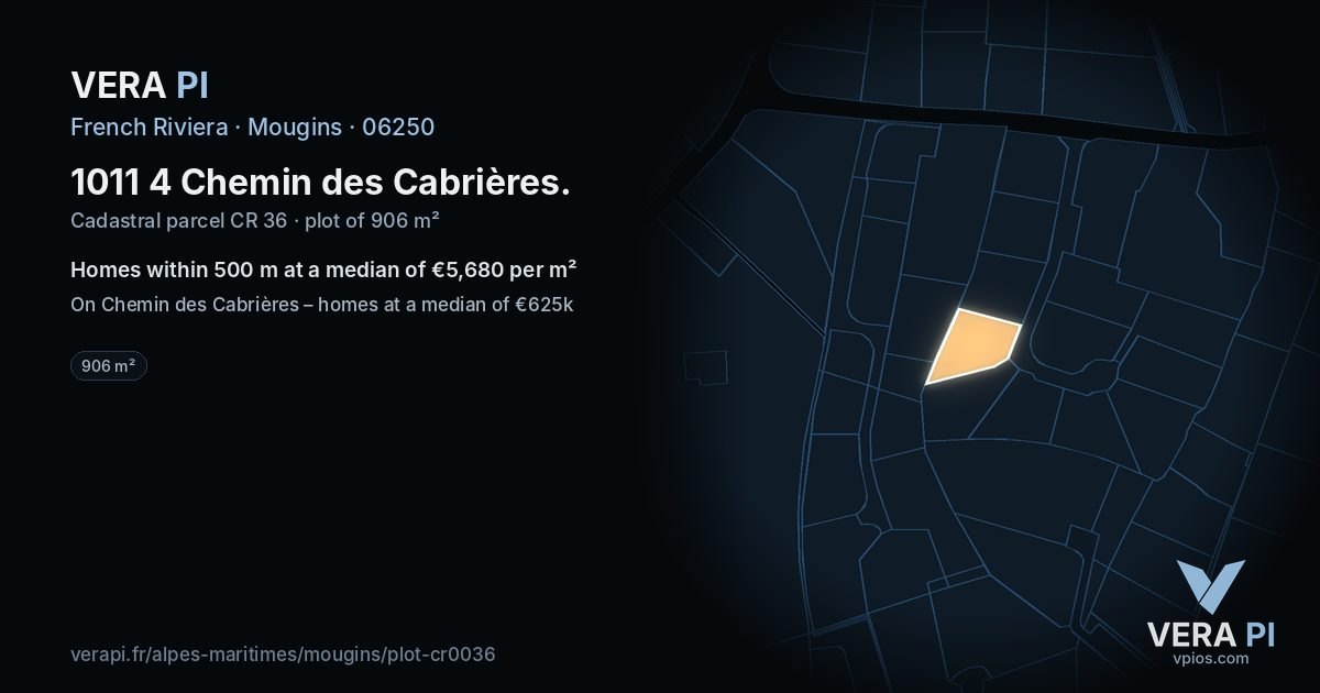 1011 4 Chemin des Cabrières, Mougins at night – the plot lit, the parcels around coloured by the prices near them