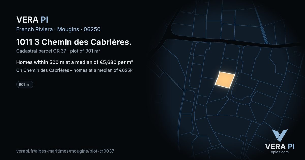 1011 3 Chemin des Cabrières, Mougins at night – the plot lit, the parcels around coloured by the prices near them
