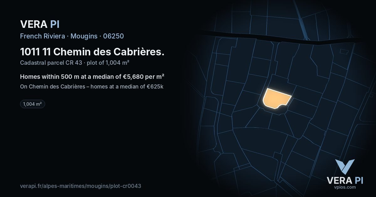 1011 11 Chemin des Cabrières, Mougins at night – the plot lit, the parcels around coloured by the prices near them