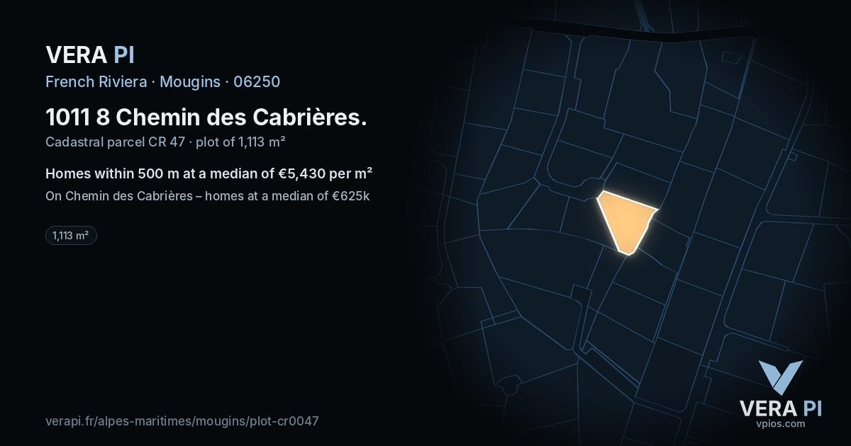 1011 8 Chemin des Cabrières, Mougins at night – the plot lit, the parcels around coloured by the prices near them