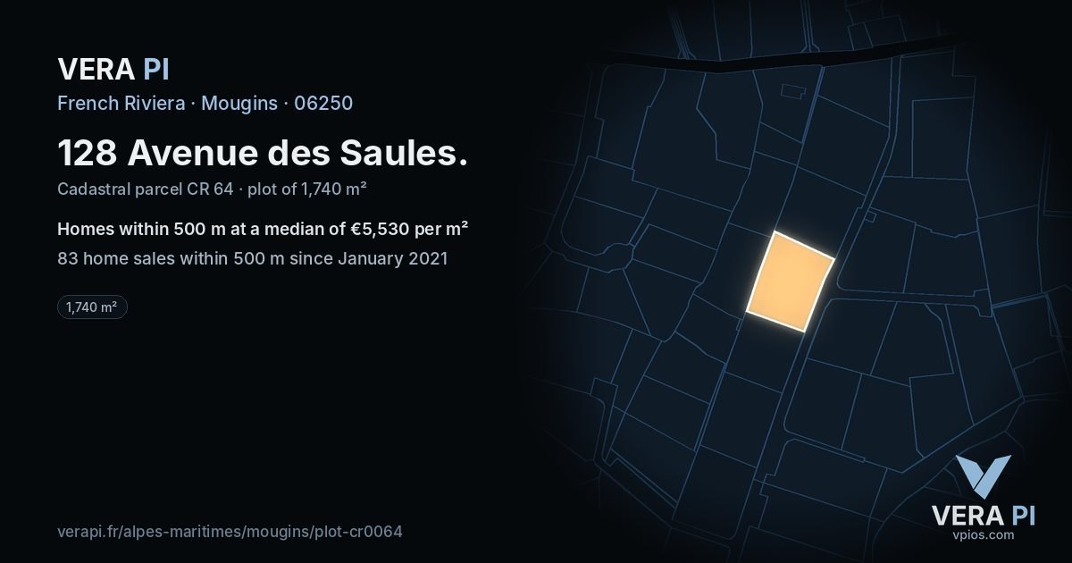 128 Avenue des Saules, Mougins at night – the plot lit, the parcels around coloured by the prices near them