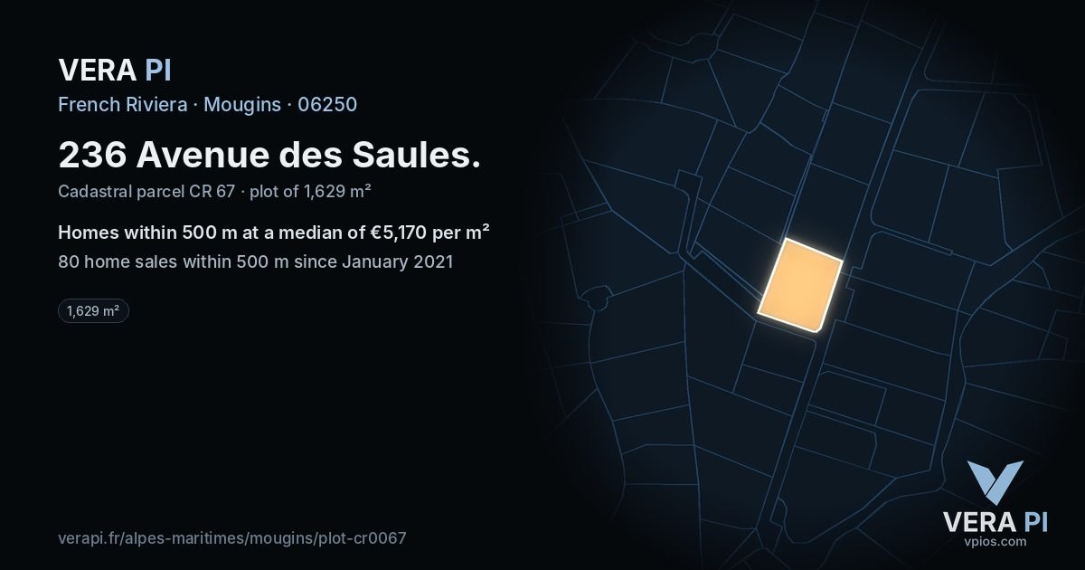 236 Avenue des Saules, Mougins at night – the plot lit, the parcels around coloured by the prices near them