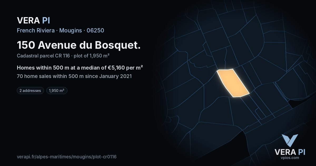150 Avenue du Bosquet, Mougins at night – the plot lit, the parcels around coloured by the prices near them