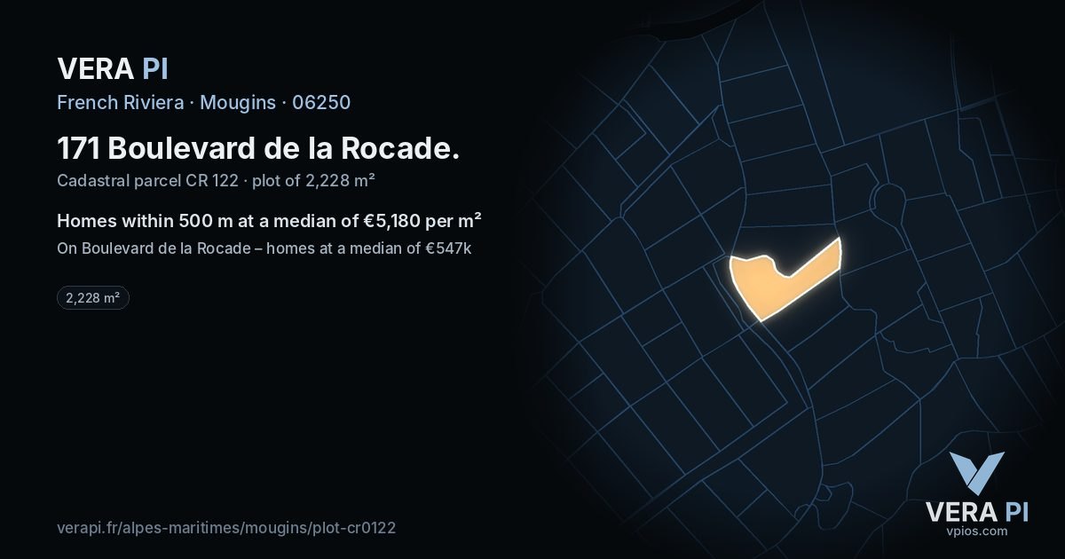 171 Boulevard de la Rocade, Mougins at night – the plot lit, the parcels around coloured by the prices near them