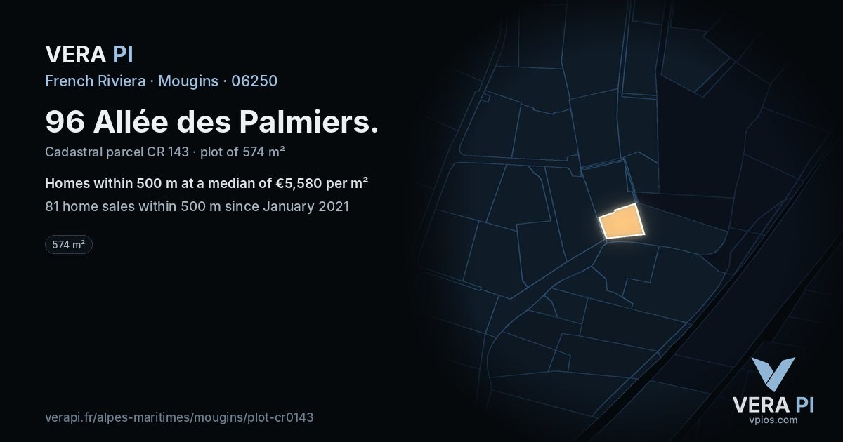 96 Allée des Palmiers, Mougins at night – the plot lit, the parcels around coloured by the prices near them