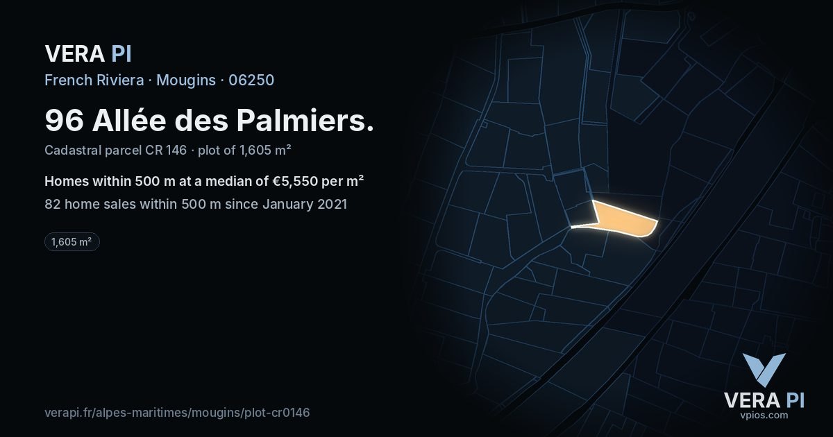 96 Allée des Palmiers, Mougins at night – the plot lit, the parcels around coloured by the prices near them
