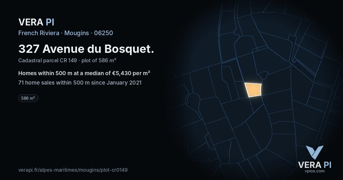 327 Avenue du Bosquet, Mougins at night – the plot lit, the parcels around coloured by the prices near them