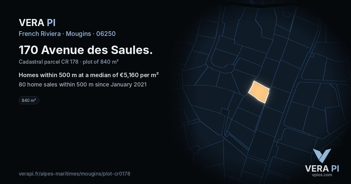 170 Avenue des Saules, Mougins at night – the plot lit, the parcels around coloured by the prices near them