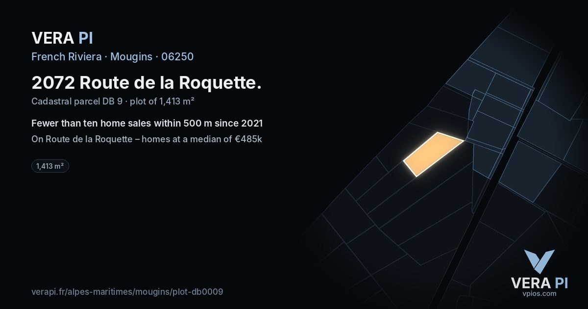 2072 Route de la Roquette, Mougins at night – the plot lit, the parcels around coloured by the prices near them