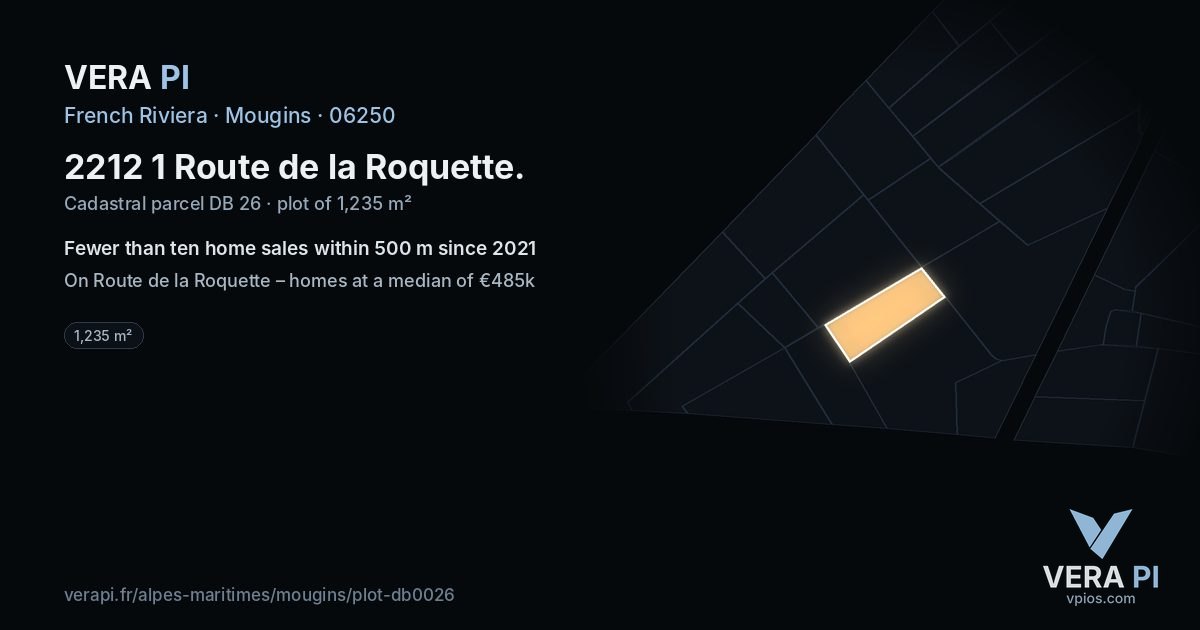 2212 1 Route de la Roquette, Mougins at night – the plot lit, the parcels around coloured by the prices near them