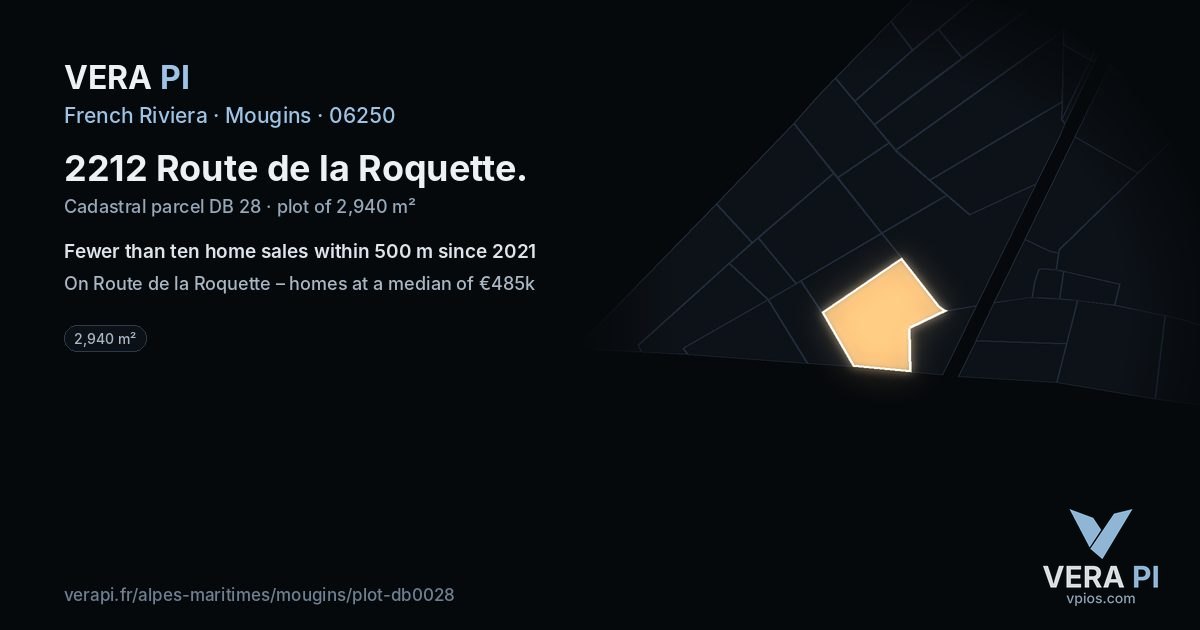2212 Route de la Roquette, Mougins at night – the plot lit, the parcels around coloured by the prices near them