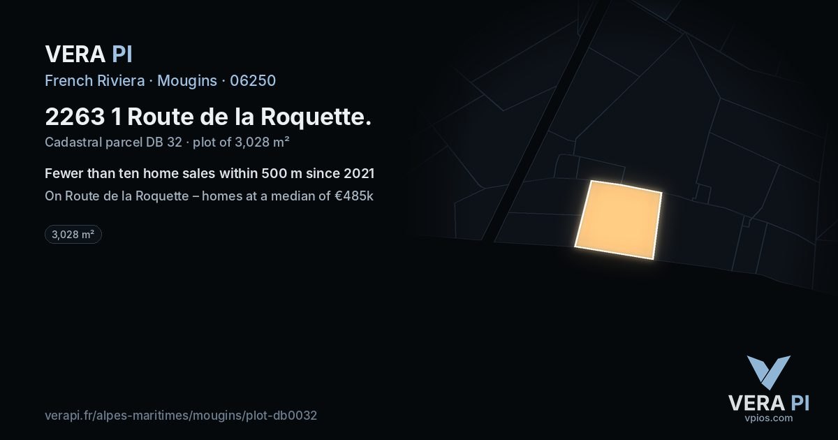 2263 1 Route de la Roquette, Mougins at night – the plot lit, the parcels around coloured by the prices near them