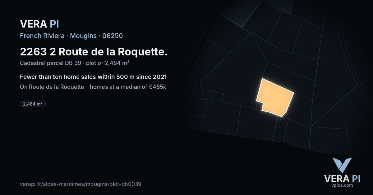 2263 2 Route de la Roquette, Mougins at night – the plot lit, the parcels around coloured by the prices near them