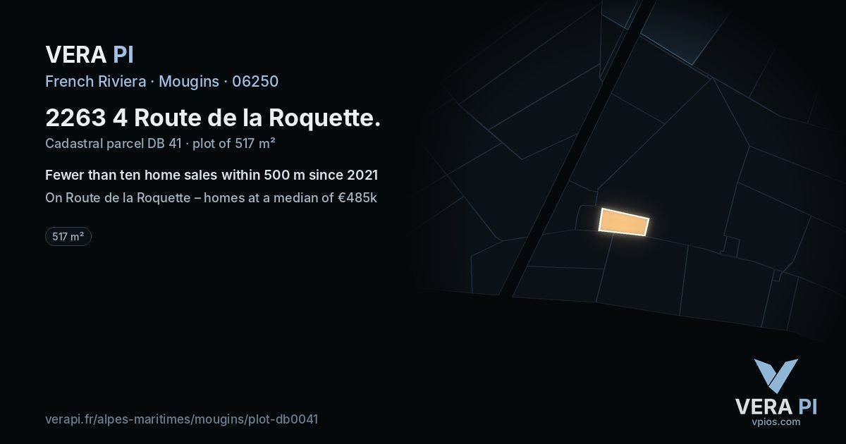 2263 4 Route de la Roquette, Mougins at night – the plot lit, the parcels around coloured by the prices near them