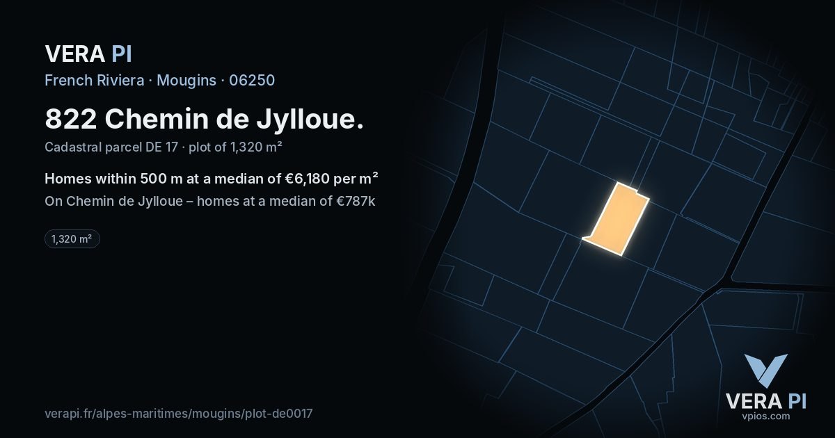 822 Chemin de Jylloue, Mougins at night – the plot lit, the parcels around coloured by the prices near them