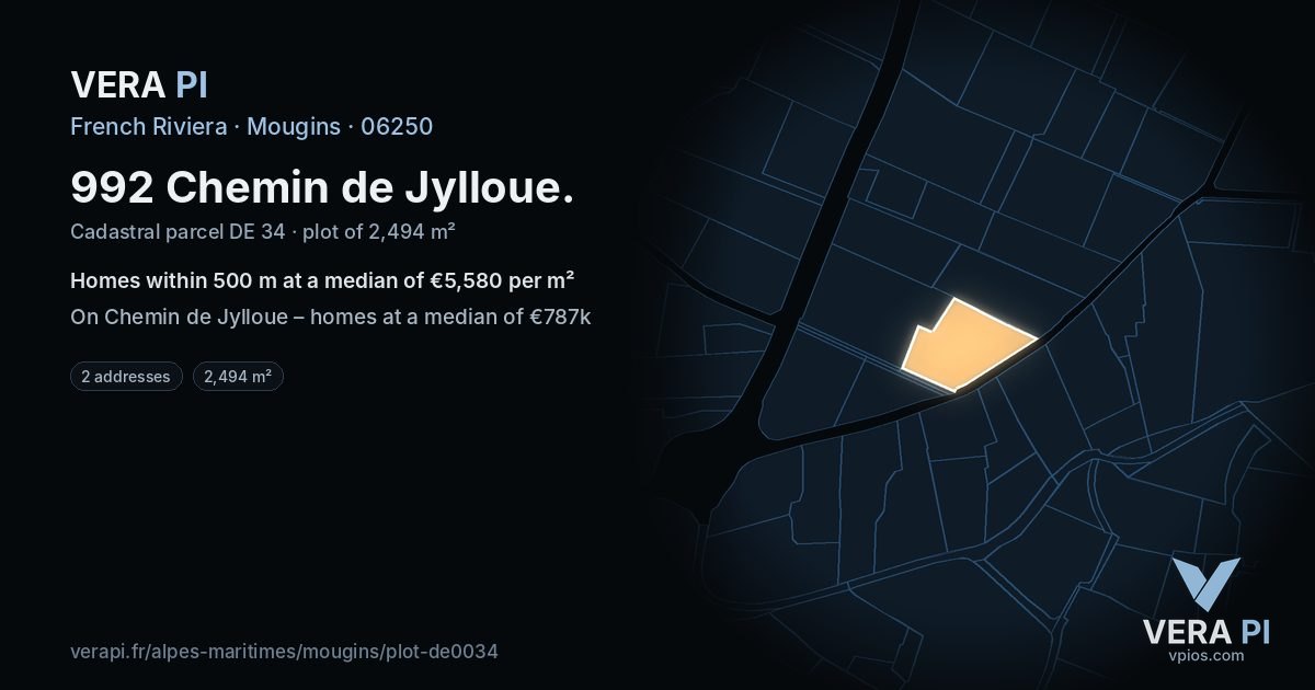 992 Chemin de Jylloue, Mougins at night – the plot lit, the parcels around coloured by the prices near them