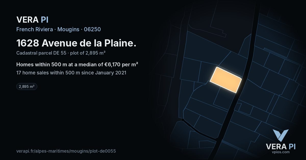 1628 Avenue de la Plaine, Mougins at night – the plot lit, the parcels around coloured by the prices near them