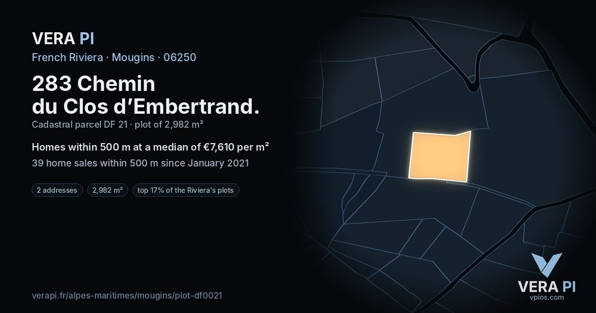 283 Chemin du Clos d’Embertrand, Mougins at night – the plot lit, the parcels around coloured by the prices near them
