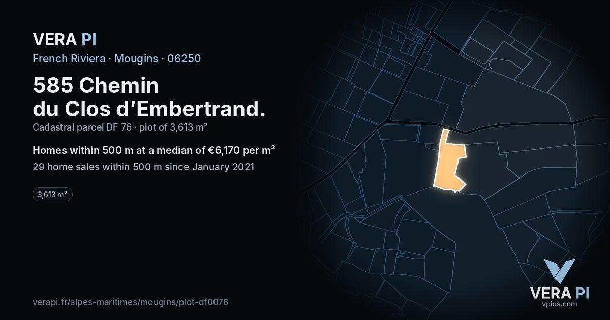 585 Chemin du Clos d’Embertrand, Mougins at night – the plot lit, the parcels around coloured by the prices near them