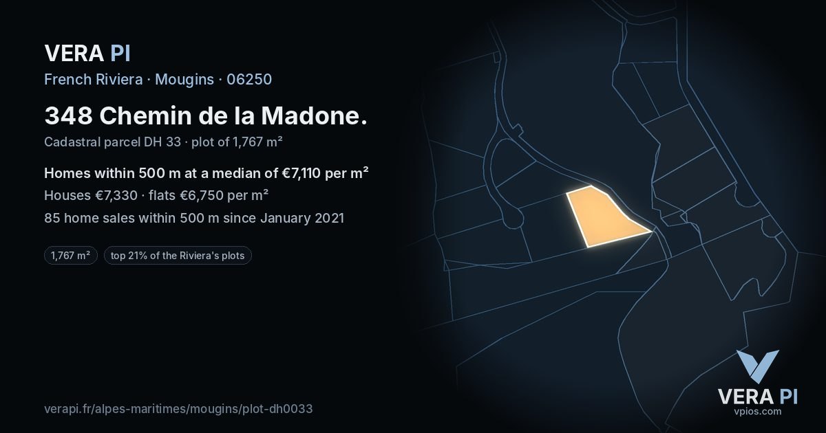 348 Chemin de la Madone, Mougins at night – the plot lit, the parcels around coloured by the prices near them