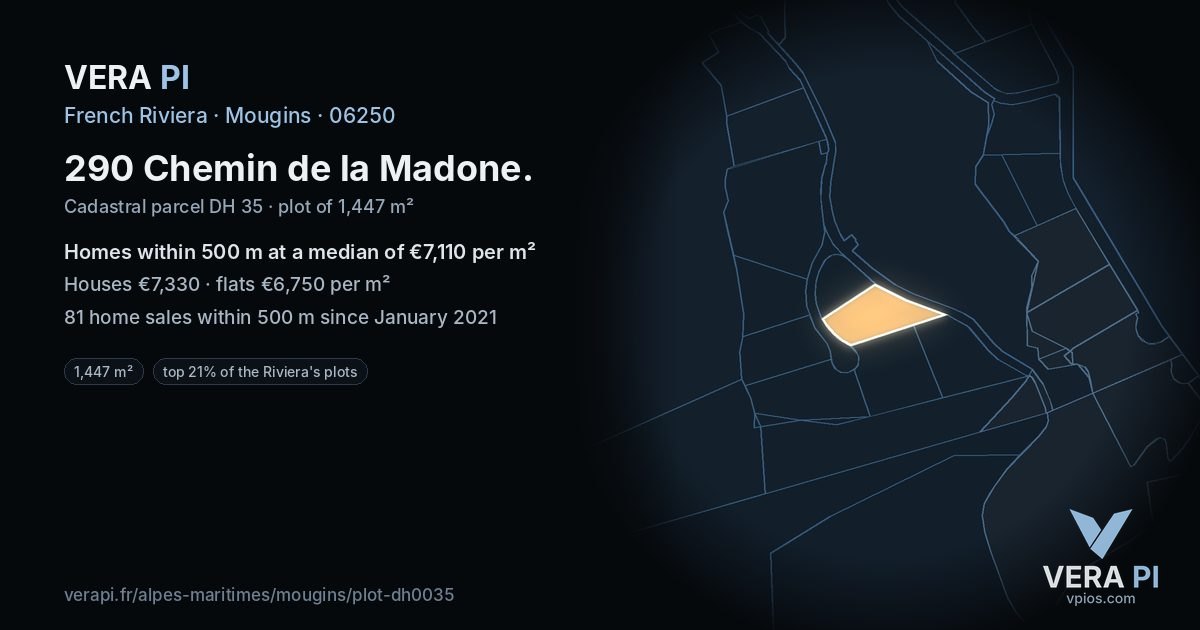 290 Chemin de la Madone, Mougins at night – the plot lit, the parcels around coloured by the prices near them
