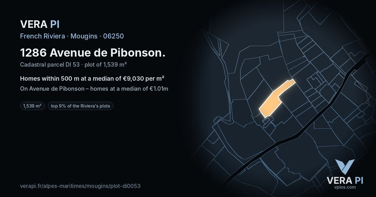 1286 Avenue de Pibonson, Mougins at night – the plot lit, the parcels around coloured by the prices near them