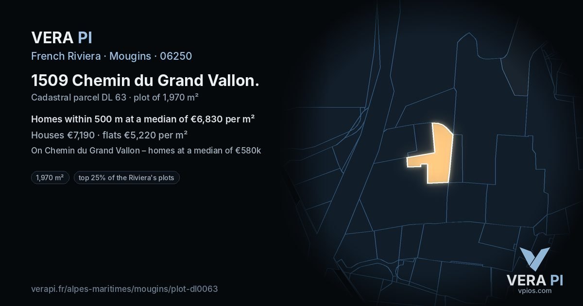 1509 Chemin du Grand Vallon, Mougins at night – the plot lit, the parcels around coloured by the prices near them