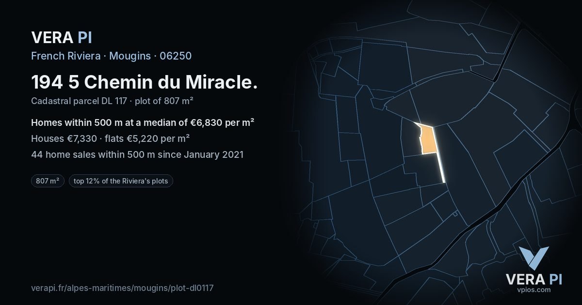 194 5 Chemin du Miracle, Mougins at night – the plot lit, the parcels around coloured by the prices near them