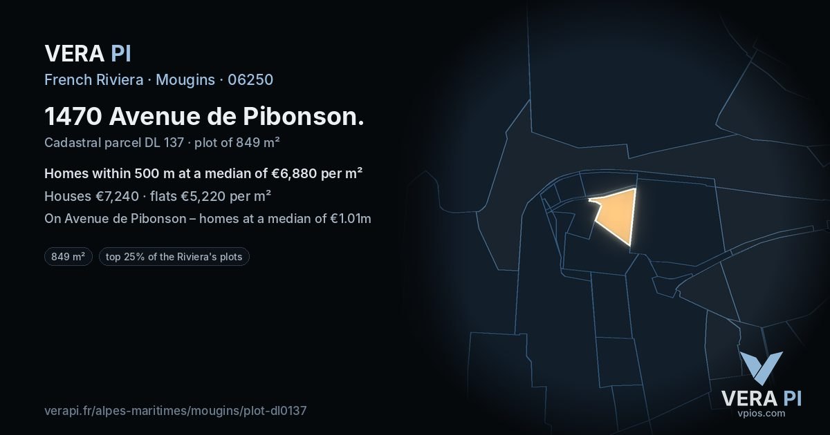 1470 Avenue de Pibonson, Mougins at night – the plot lit, the parcels around coloured by the prices near them