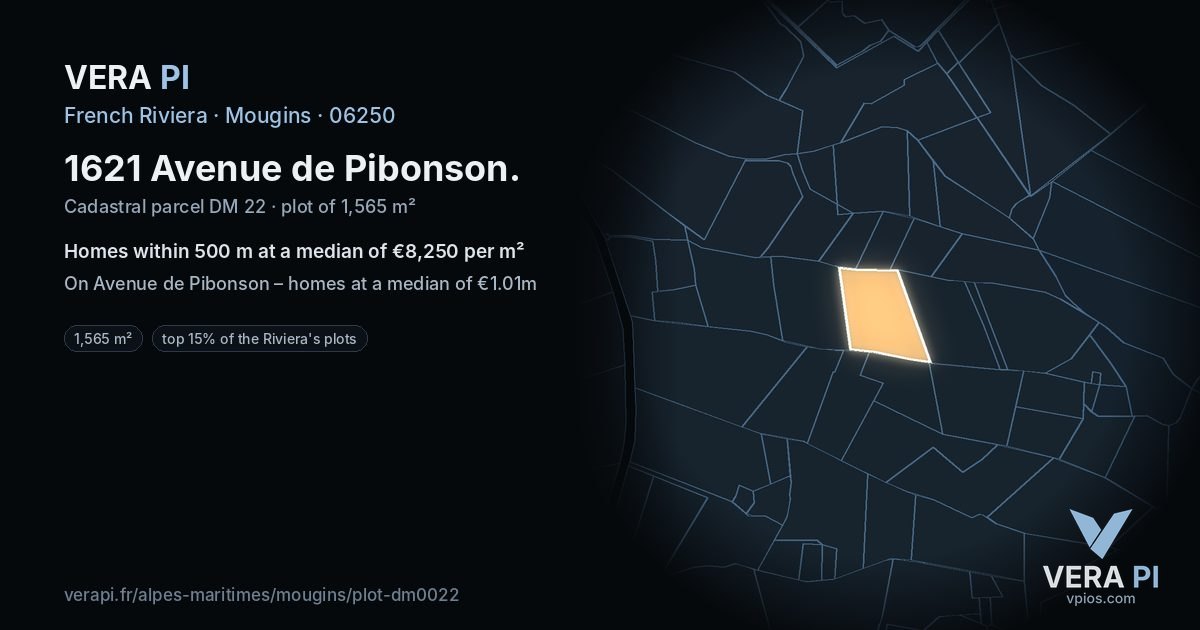 1621 Avenue de Pibonson, Mougins at night – the plot lit, the parcels around coloured by the prices near them