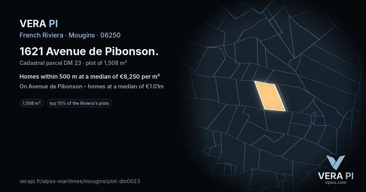 1621 Avenue de Pibonson, Mougins at night – the plot lit, the parcels around coloured by the prices near them
