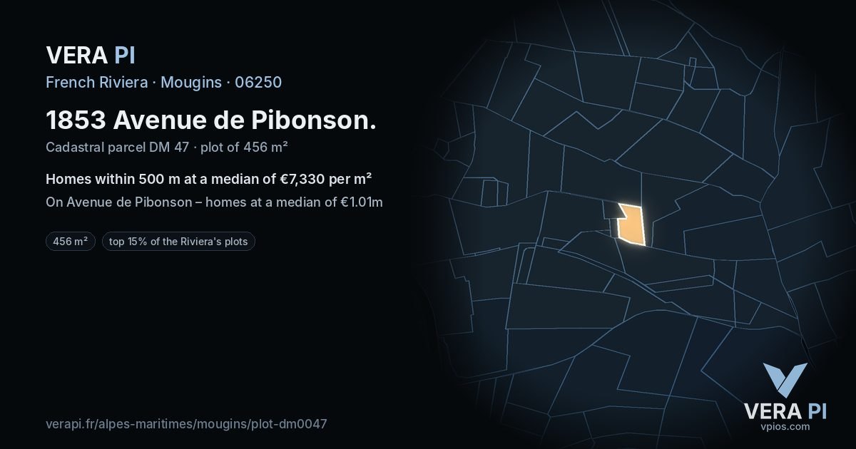 1853 Avenue de Pibonson, Mougins at night – the plot lit, the parcels around coloured by the prices near them