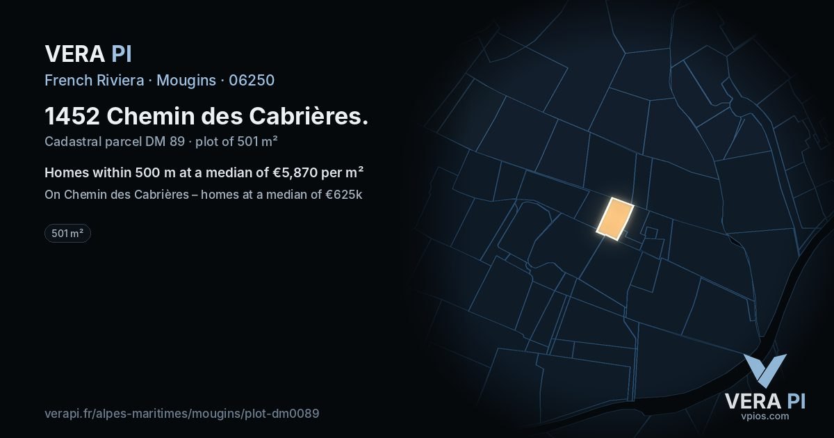 1452 Chemin des Cabrières, Mougins at night – the plot lit, the parcels around coloured by the prices near them