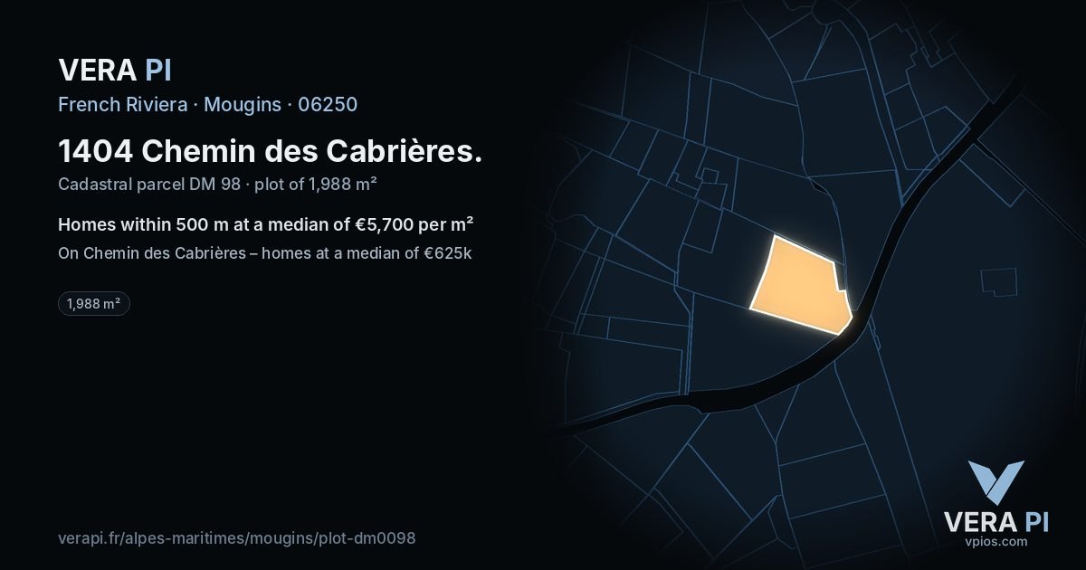 1404 Chemin des Cabrières, Mougins at night – the plot lit, the parcels around coloured by the prices near them