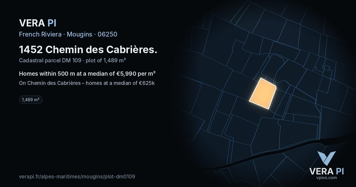 1452 Chemin des Cabrières, Mougins at night – the plot lit, the parcels around coloured by the prices near them