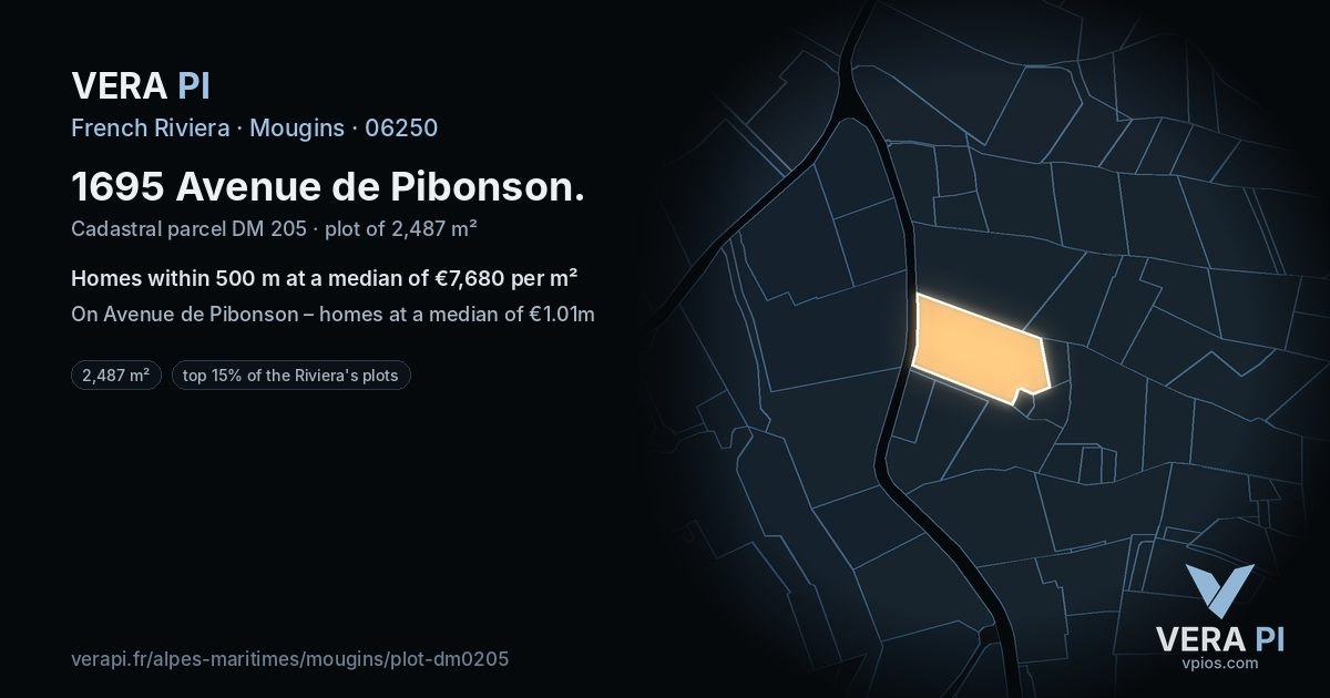 1695 Avenue de Pibonson, Mougins at night – the plot lit, the parcels around coloured by the prices near them
