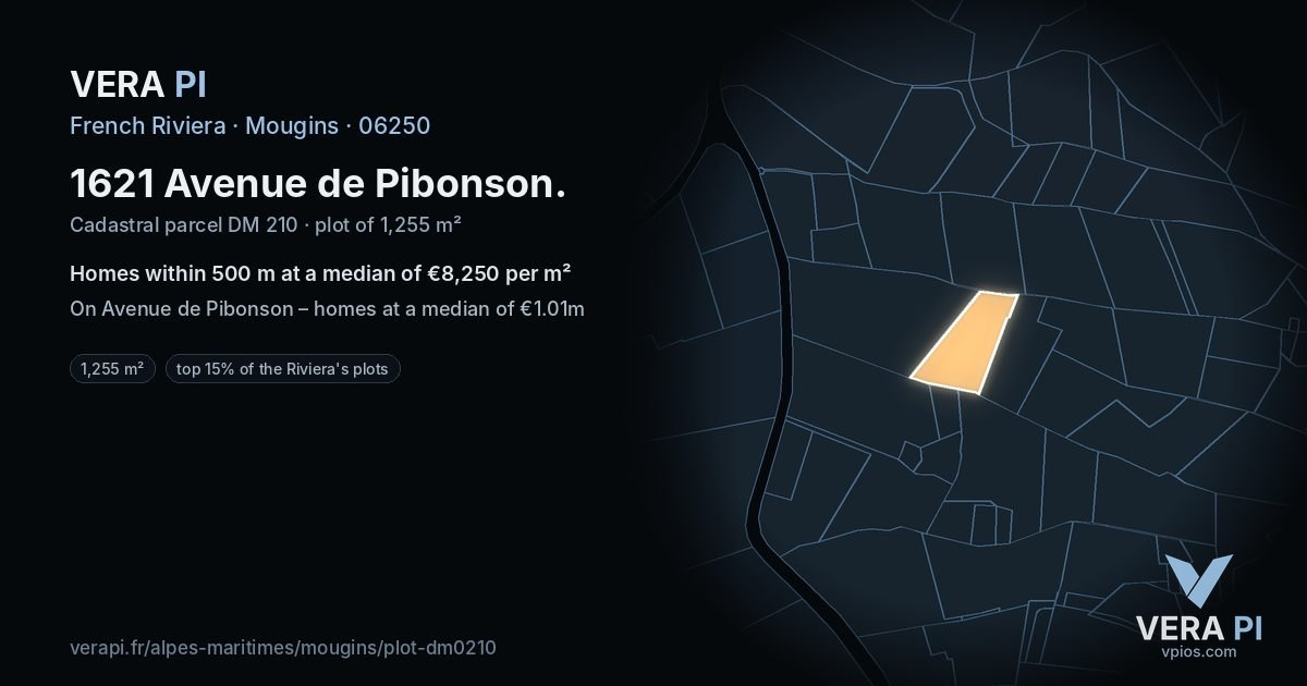 1621 Avenue de Pibonson, Mougins at night – the plot lit, the parcels around coloured by the prices near them