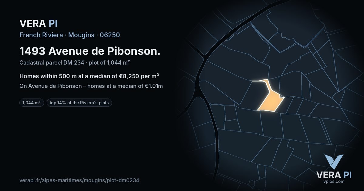 1493 Avenue de Pibonson, Mougins at night – the plot lit, the parcels around coloured by the prices near them