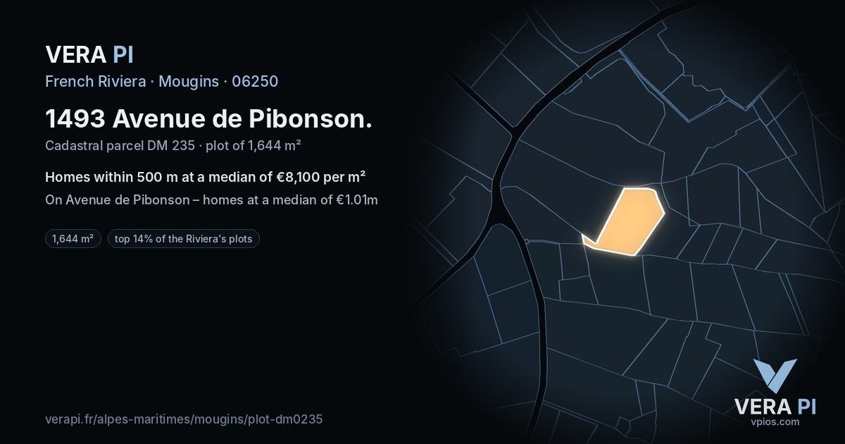 1493 Avenue de Pibonson, Mougins at night – the plot lit, the parcels around coloured by the prices near them