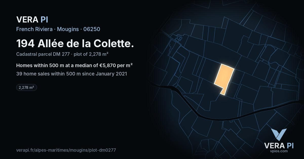 194 Allée de la Colette, Mougins at night – the plot lit, the parcels around coloured by the prices near them
