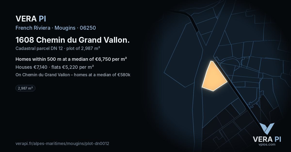 1608 Chemin du Grand Vallon, Mougins at night – the plot lit, the parcels around coloured by the prices near them