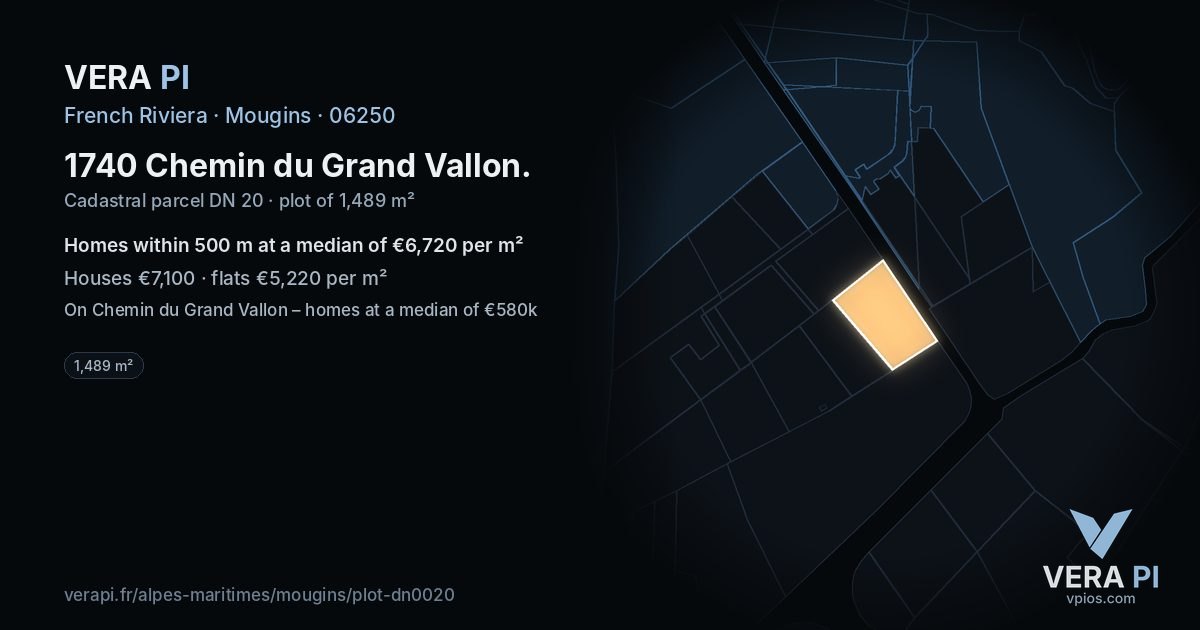 1740 Chemin du Grand Vallon, Mougins at night – the plot lit, the parcels around coloured by the prices near them