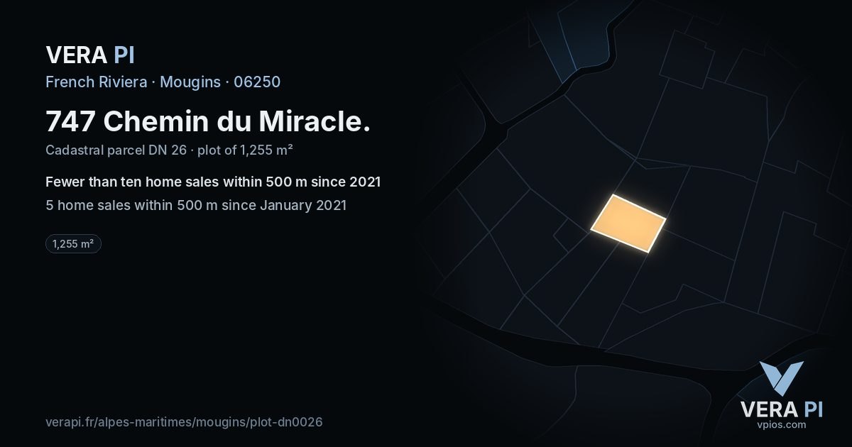 747 Chemin du Miracle, Mougins at night – the plot lit, the parcels around coloured by the prices near them