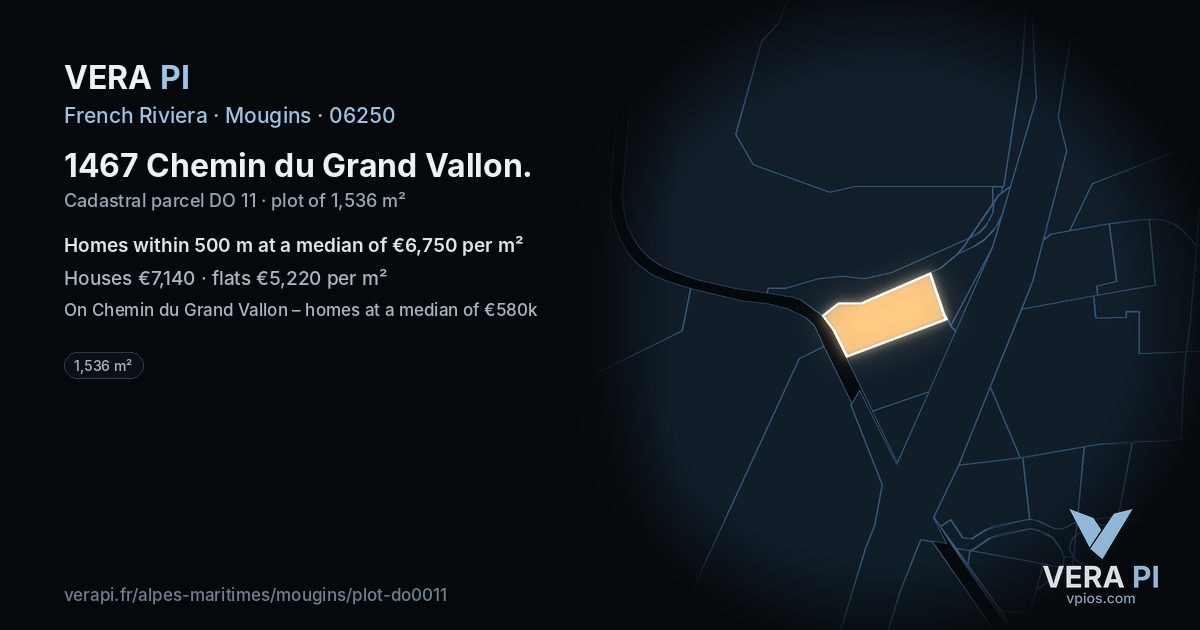 1467 Chemin du Grand Vallon, Mougins at night – the plot lit, the parcels around coloured by the prices near them